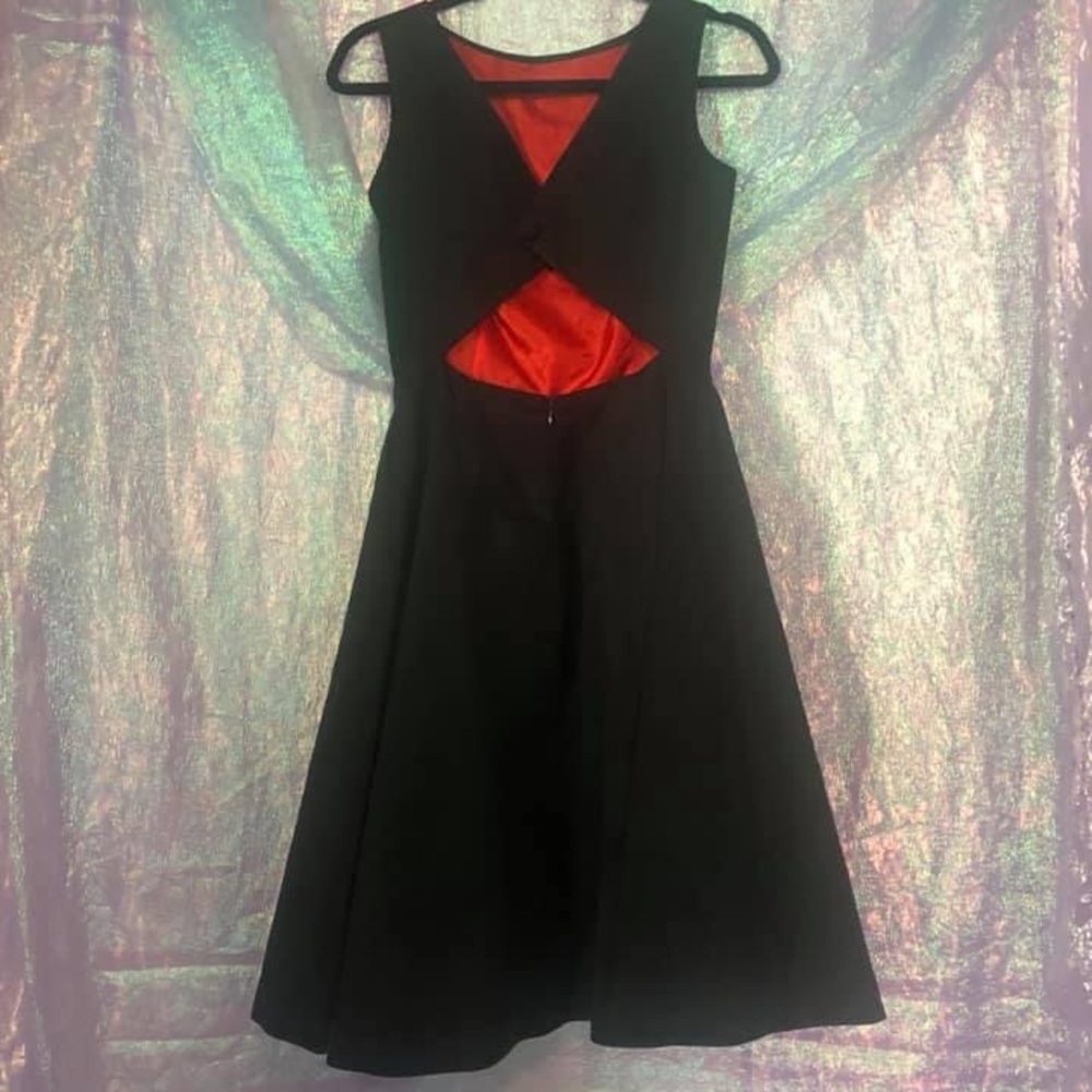 Isaac Mizrahi retro pin-up dress